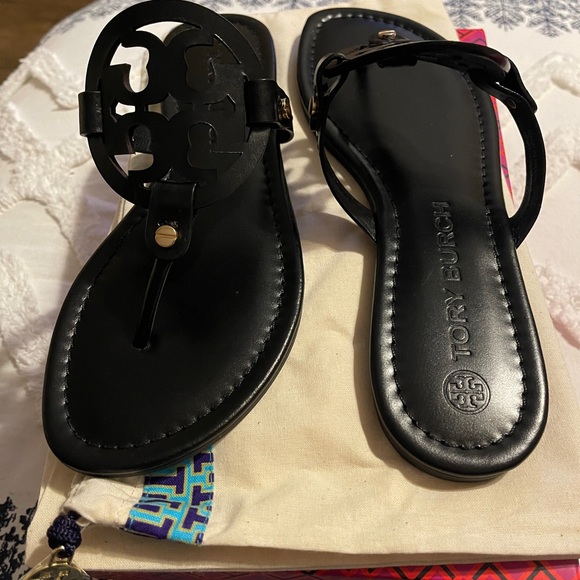 Brand new black Tory Burch sandals size 9 - Picture 5 of 10